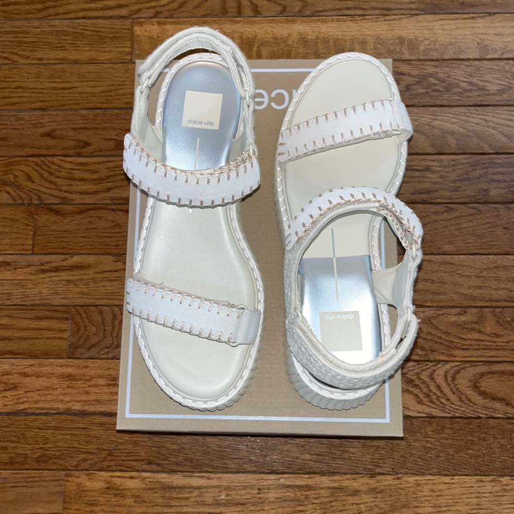Dolce Vita Debra Platform Sandals Ivory Suede Women’s Size 10 Contrast Stiching - Picture 5 of 9